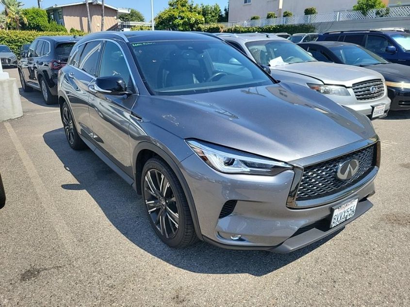 2021 INFINITI QX50 LUXE