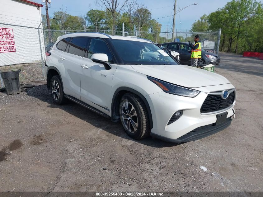 2021 TOYOTA HIGHLANDER HYBRID XLE