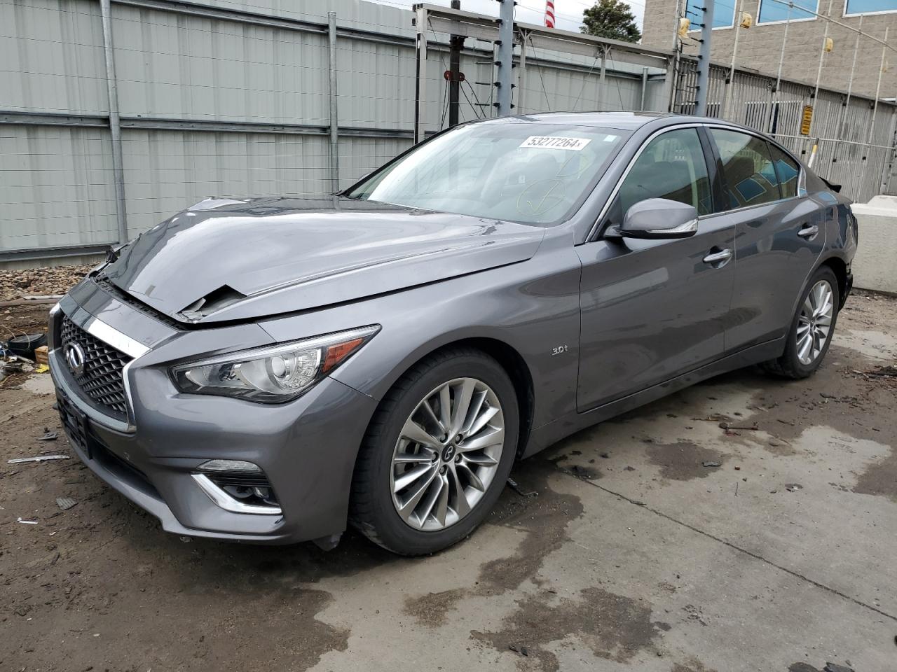 2018 INFINITI Q50 LUXE