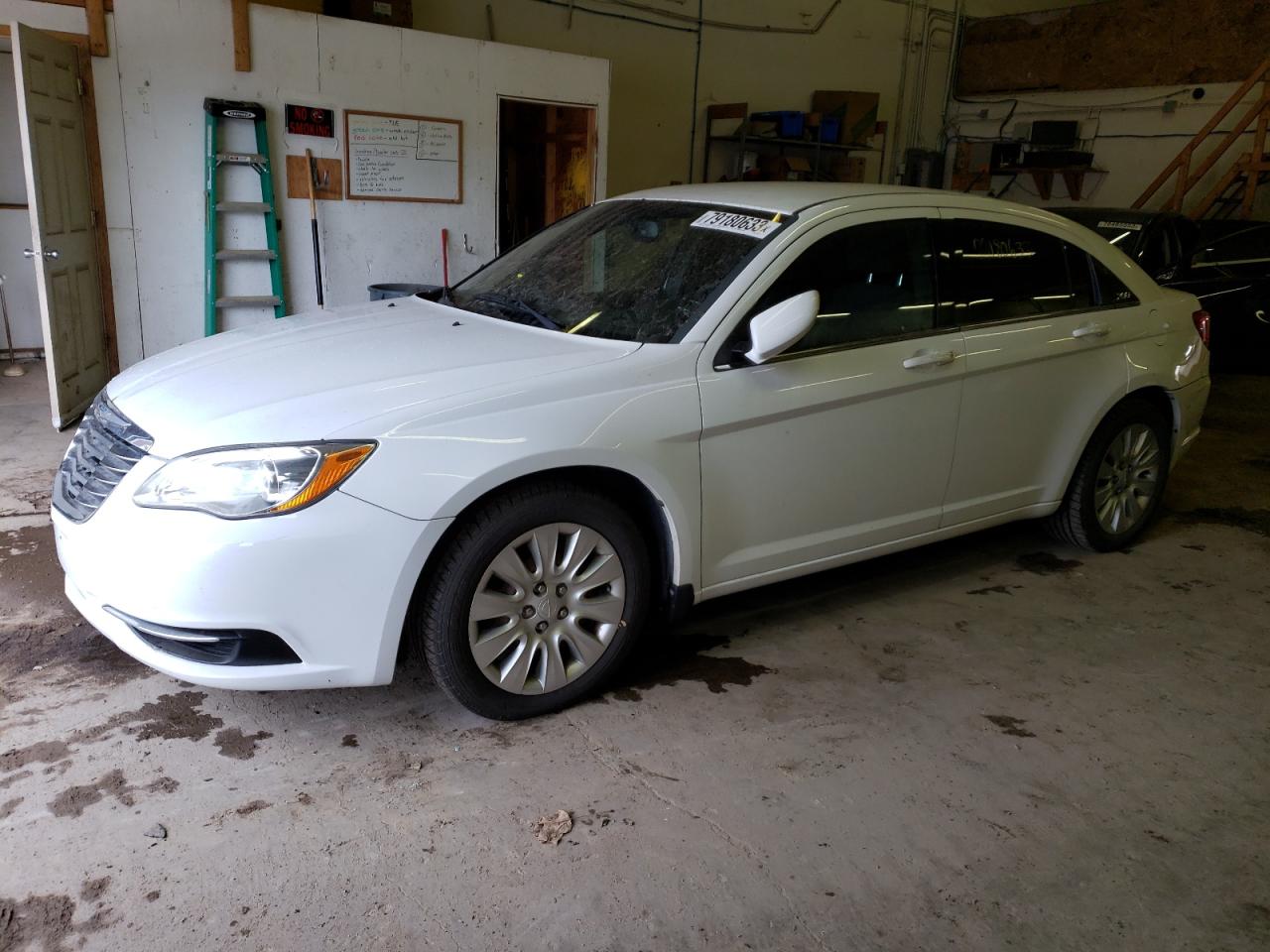 2013 CHRYSLER 200 LX