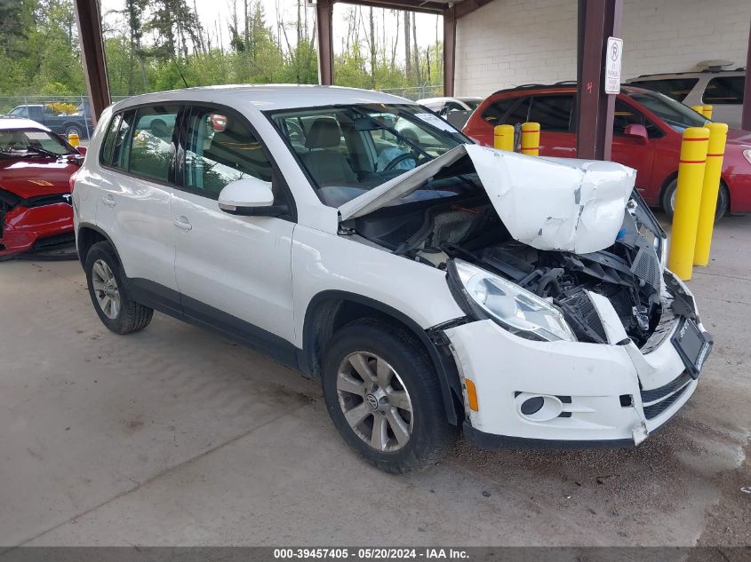 2010 VOLKSWAGEN TIGUAN S