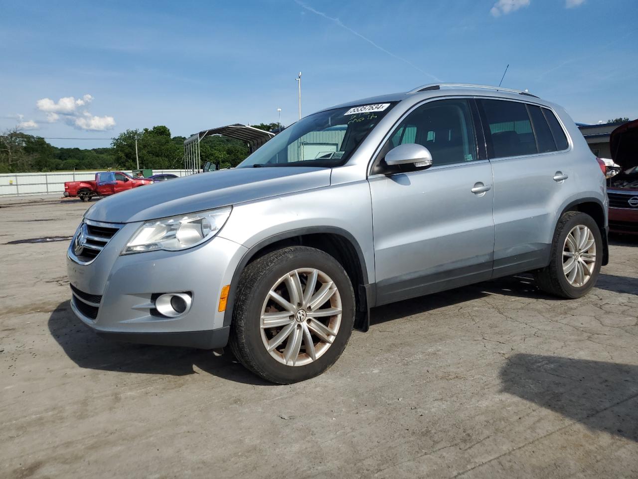 2011 VOLKSWAGEN TIGUAN S