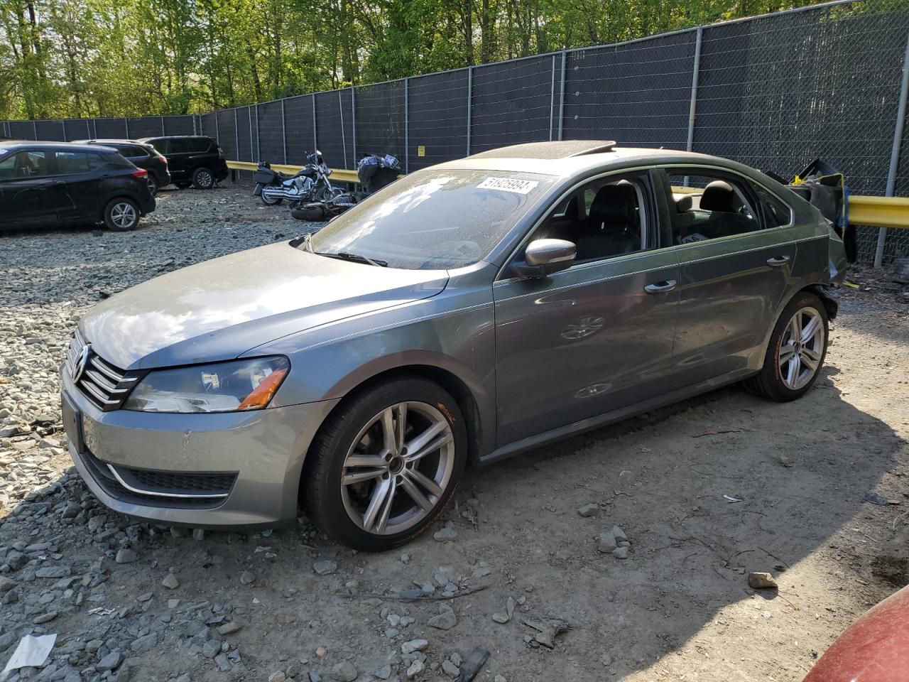 2014 VOLKSWAGEN PASSAT SE