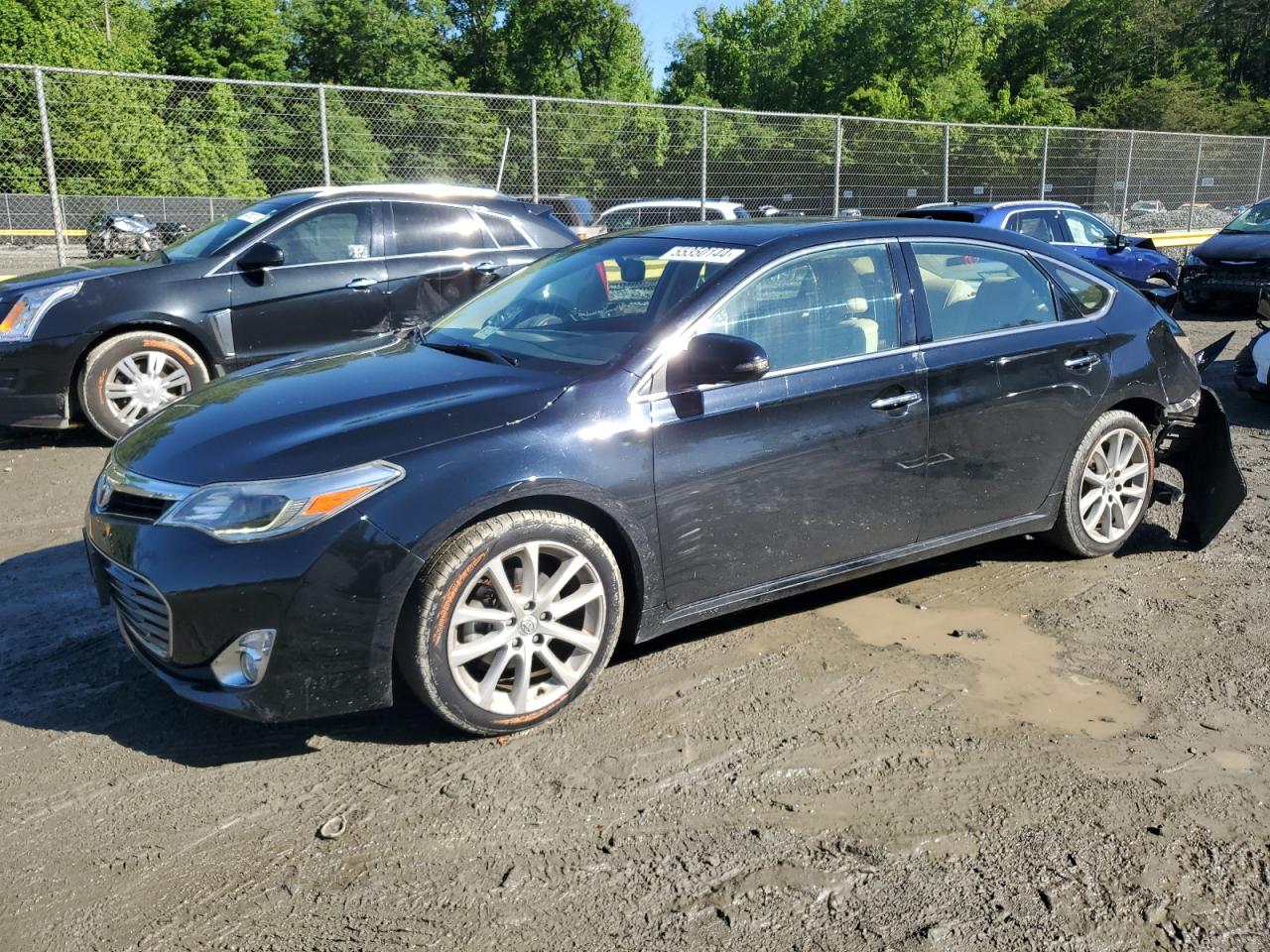 2015 TOYOTA AVALON XLE