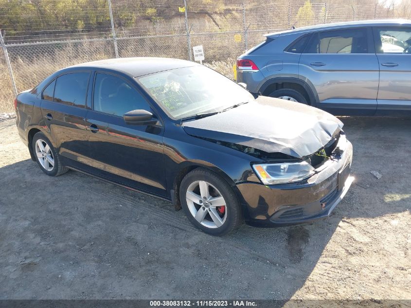 2013 VOLKSWAGEN JETTA 2.0L S