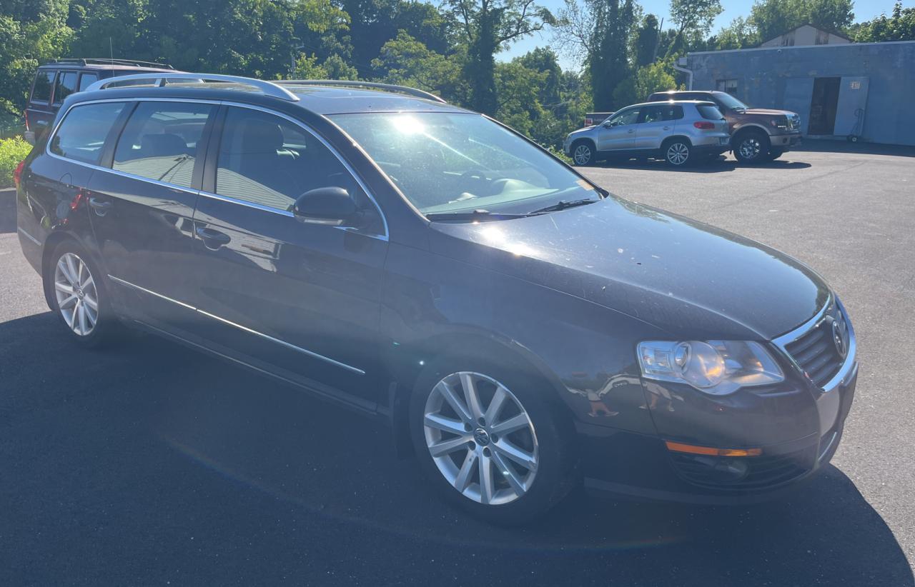 2010 VOLKSWAGEN PASSAT KOMFORT