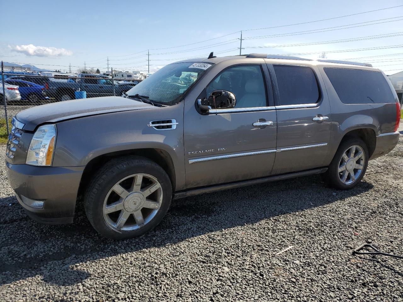 2011 CADILLAC ESCALADE ESV PREMIUM