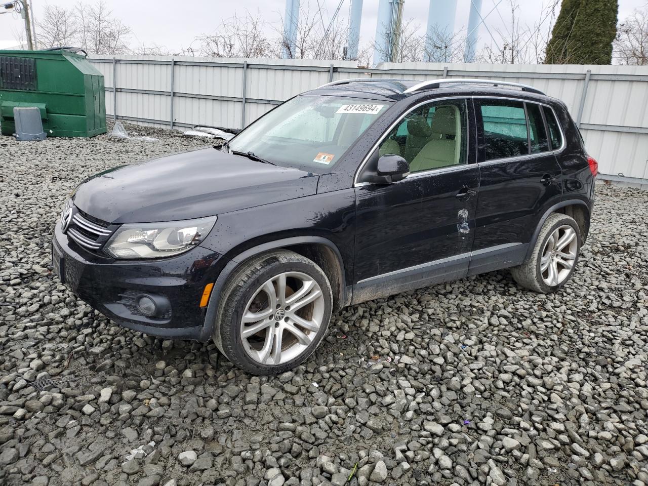 2013 VOLKSWAGEN TIGUAN S