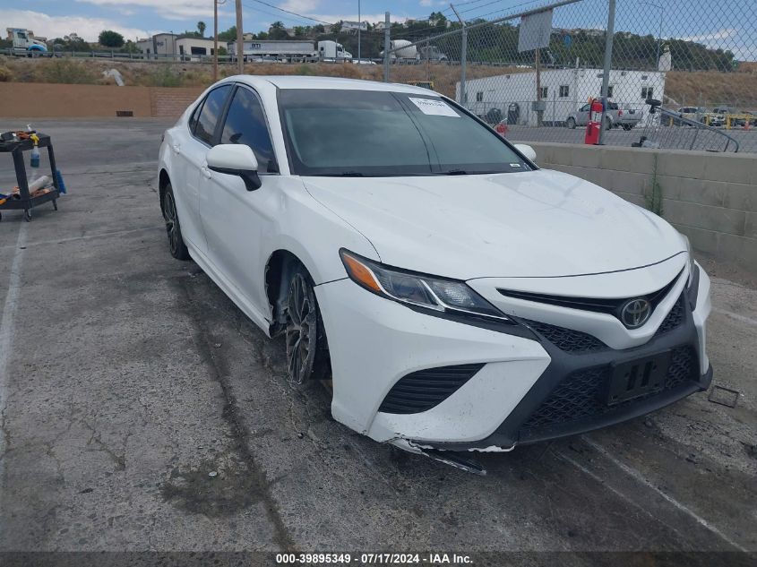 2018 TOYOTA CAMRY SE