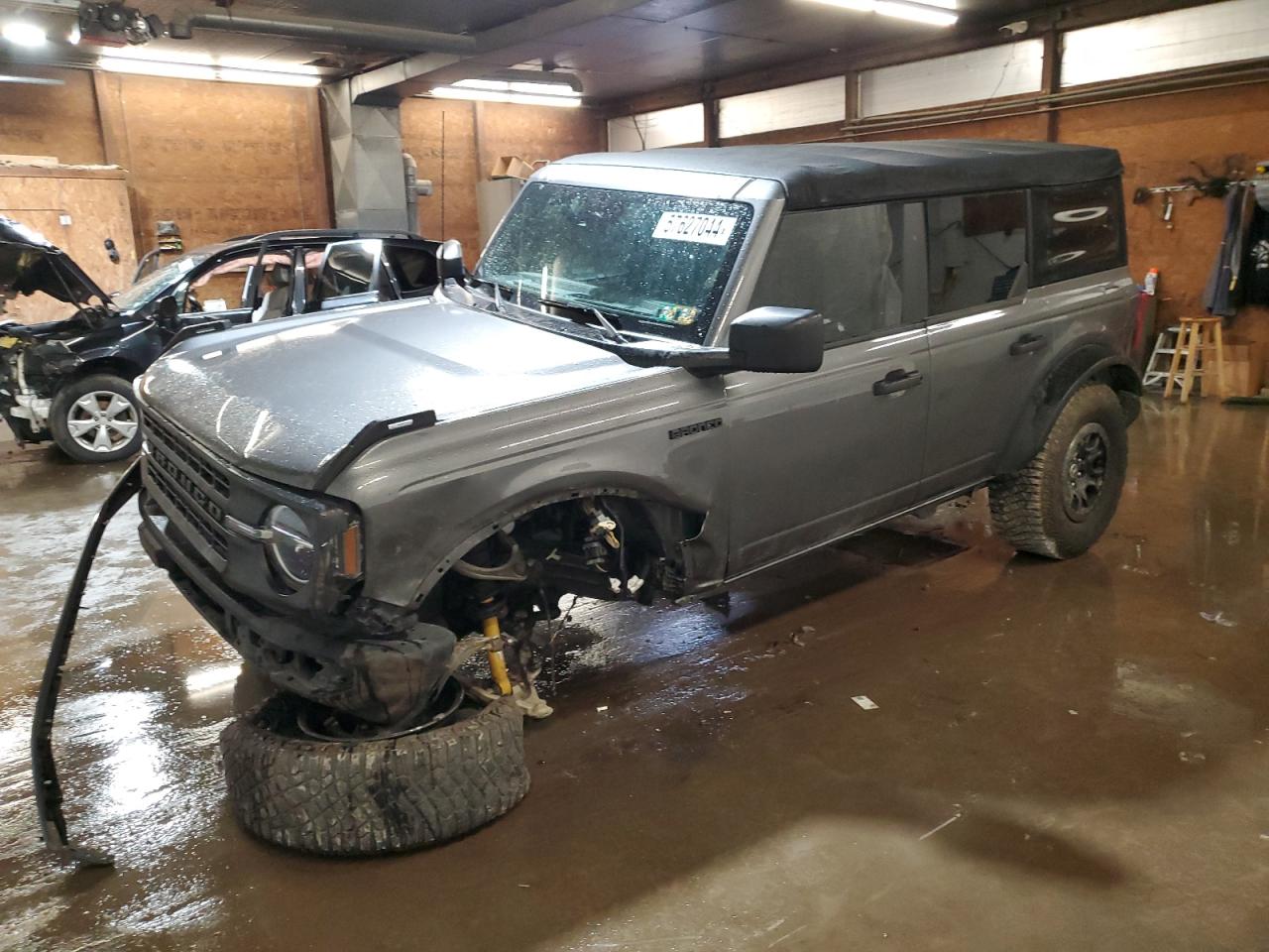 2021 FORD BRONCO BASE