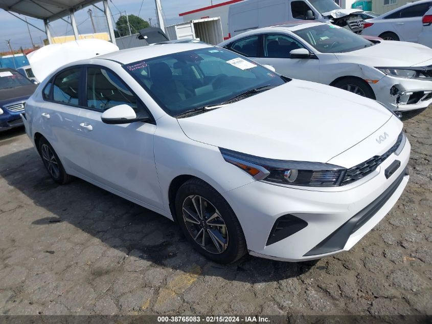 2023 KIA FORTE LXS