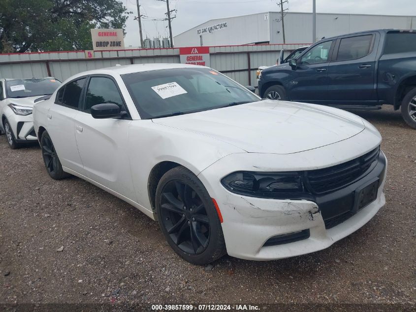 2016 DODGE CHARGER SXT