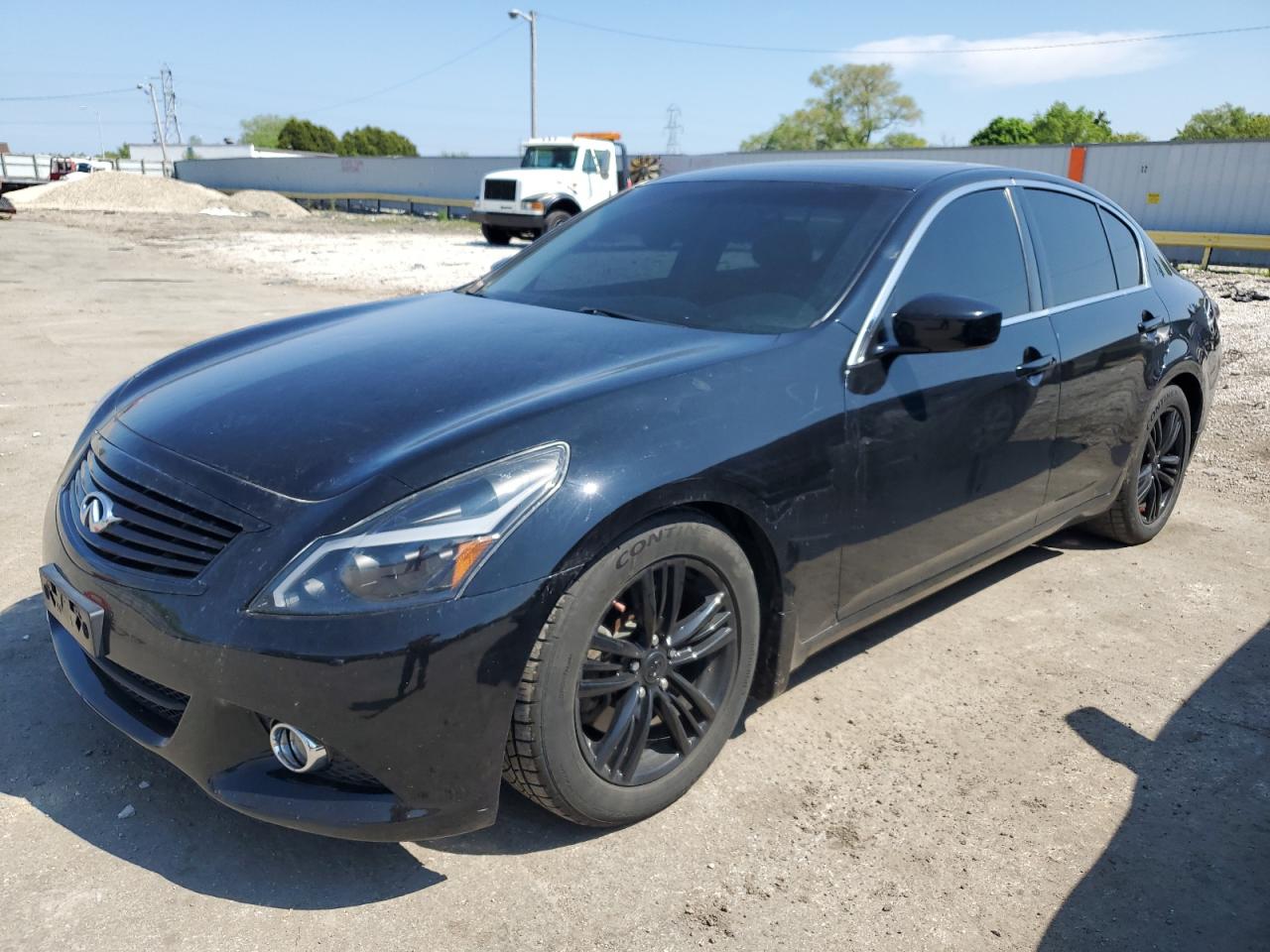 2013 INFINITI G37