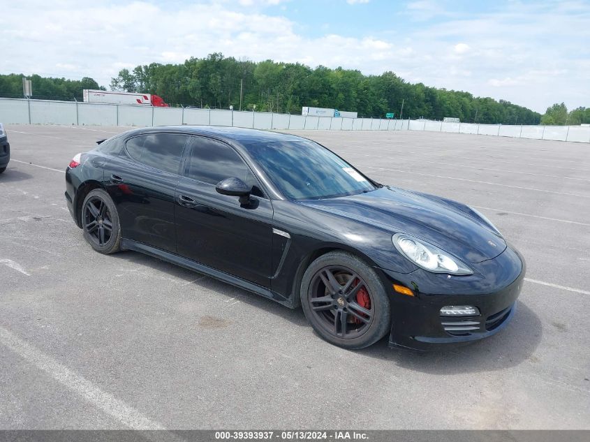 2012 PORSCHE PANAMERA 4