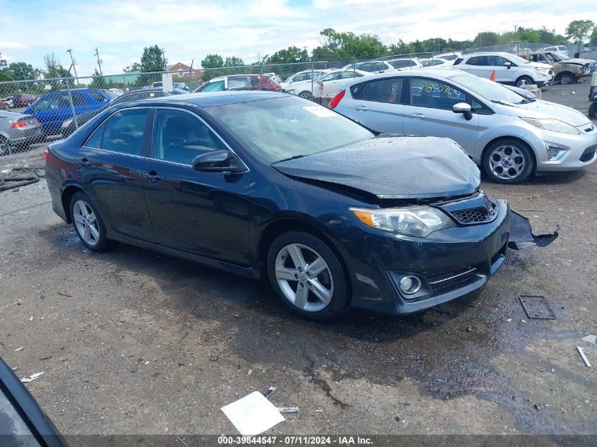 2013 TOYOTA CAMRY SE