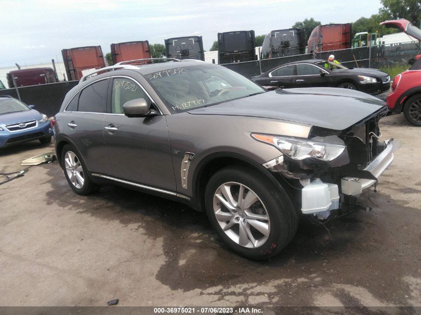 2014 INFINITI QX70