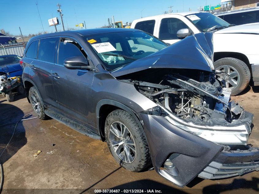 2017 TOYOTA HIGHLANDER LE PLUS