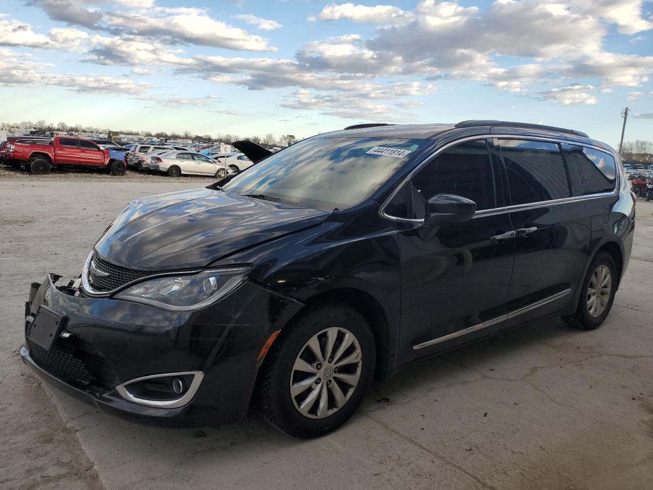 2017 CHRYSLER PACIFICA TOURING L