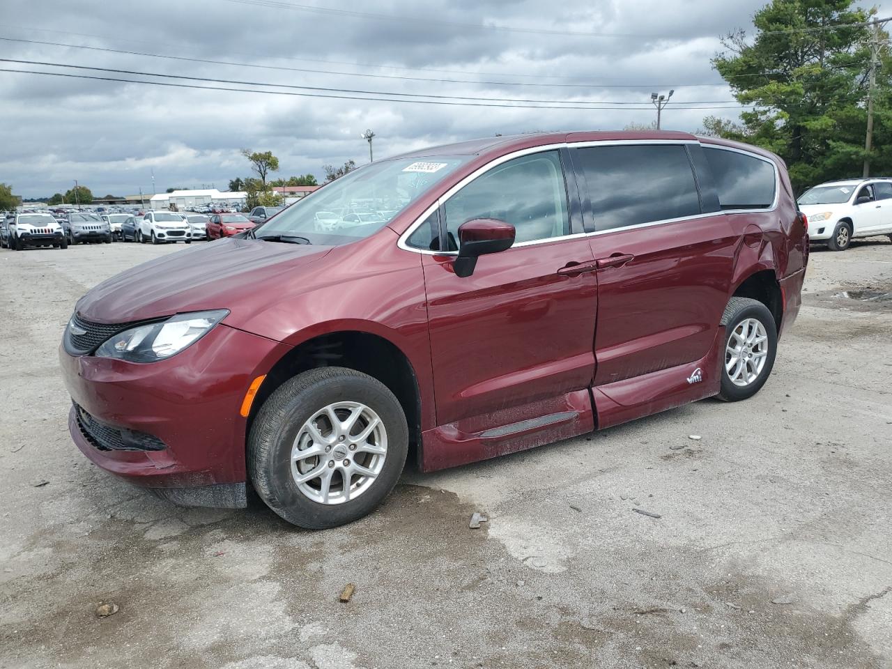 2022 CHRYSLER VOYAGER LX