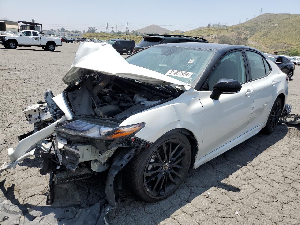 2022 TOYOTA CAMRY XSE