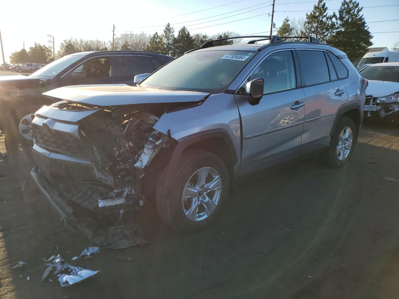 2021 TOYOTA RAV4 XLE