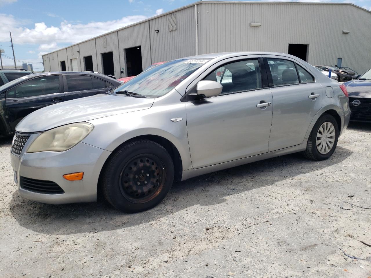 2010 SUZUKI KIZASHI S