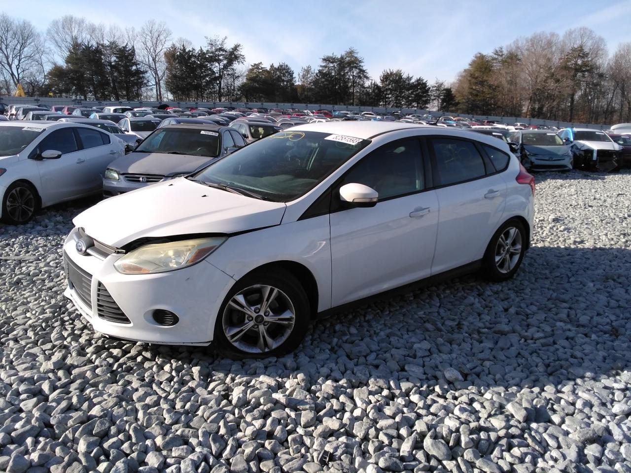 2014 FORD FOCUS SE