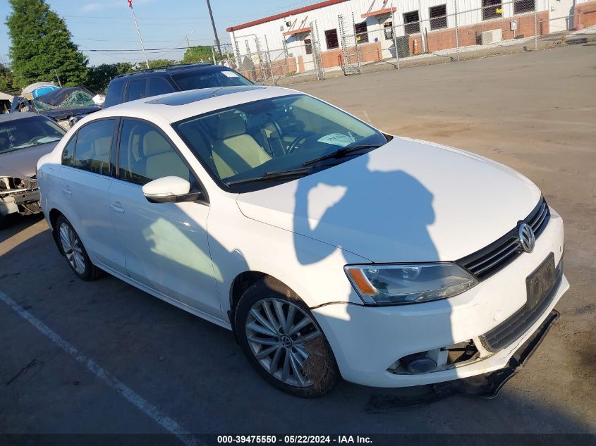 2011 VOLKSWAGEN JETTA SEL