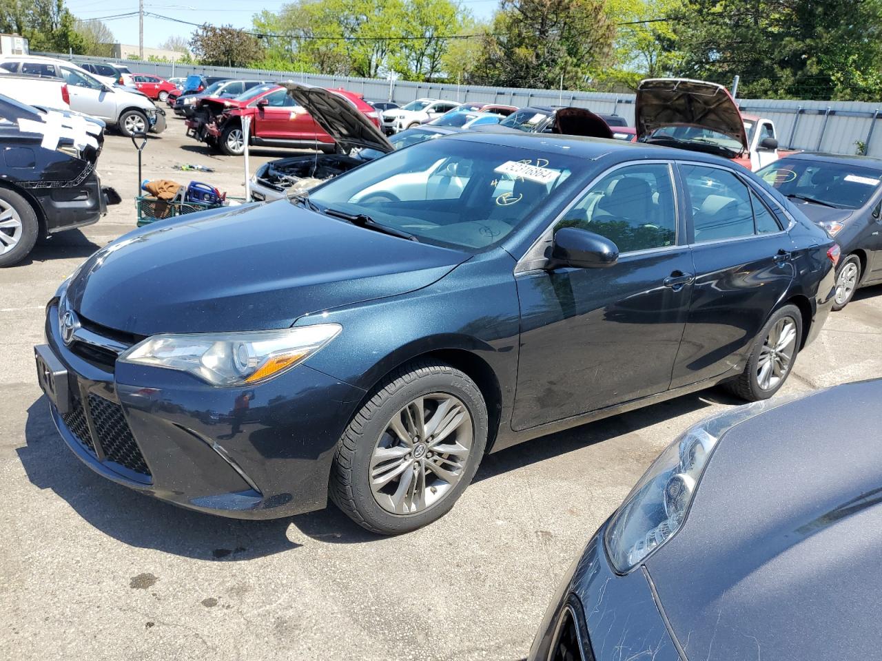 2016 TOYOTA CAMRY LE