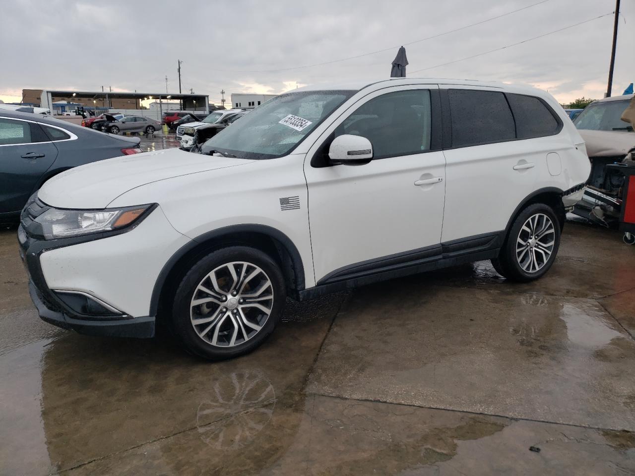 2018 MITSUBISHI OUTLANDER SE