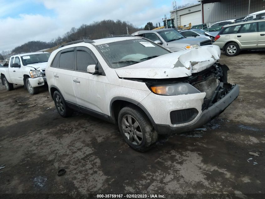 2013 KIA SORENTO LX