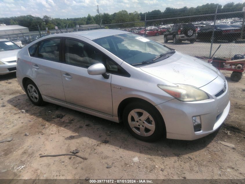 2011 TOYOTA PRIUS THREE