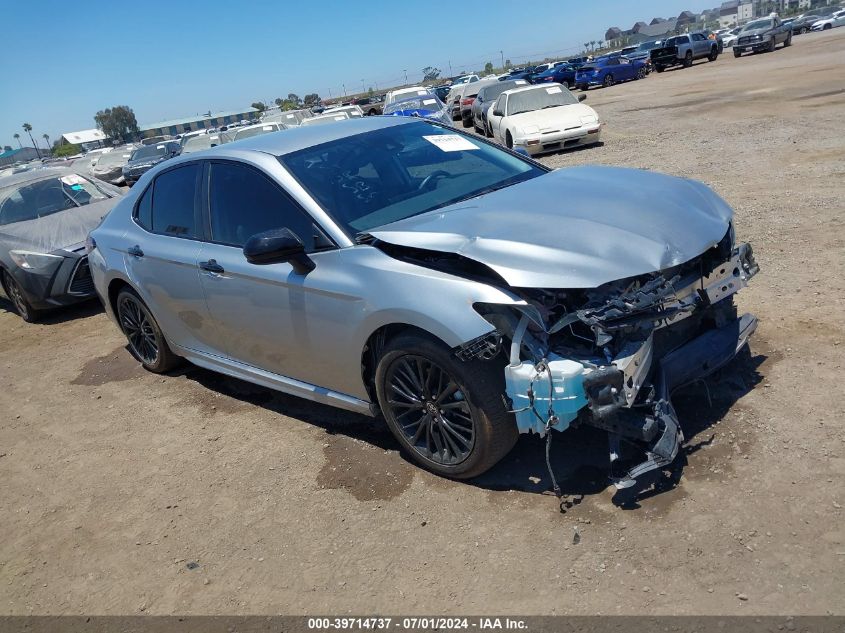 2021 TOYOTA CAMRY SE/SE NIGHT SHADE