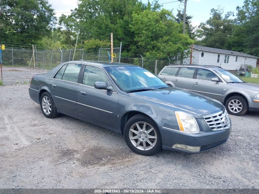 2010 CADILLAC DTS LUXURY COLLECTION