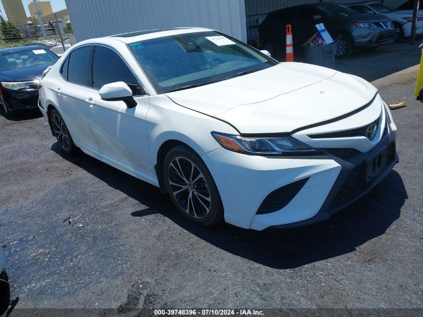 2018 TOYOTA CAMRY SE