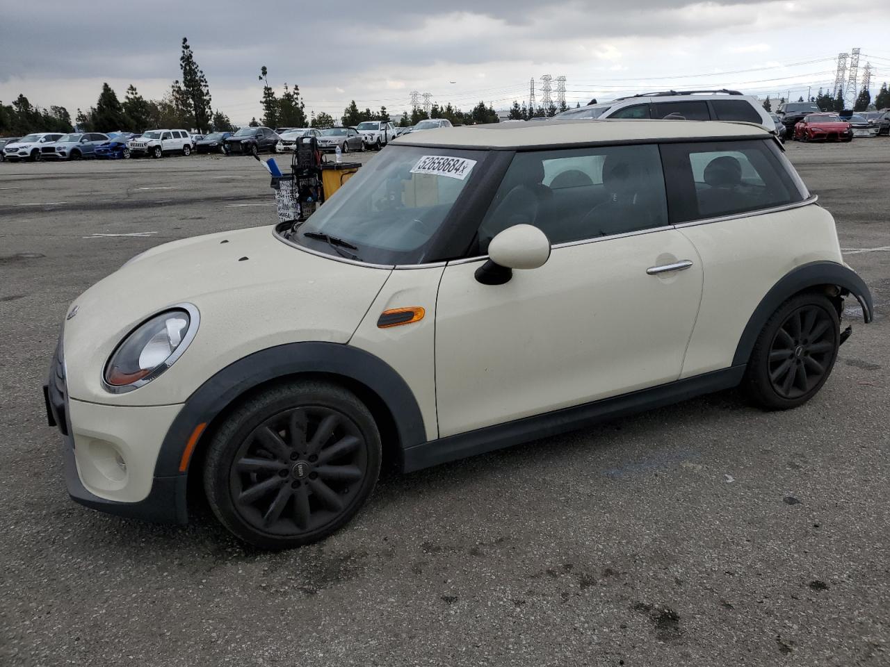 2018 MINI COOPER