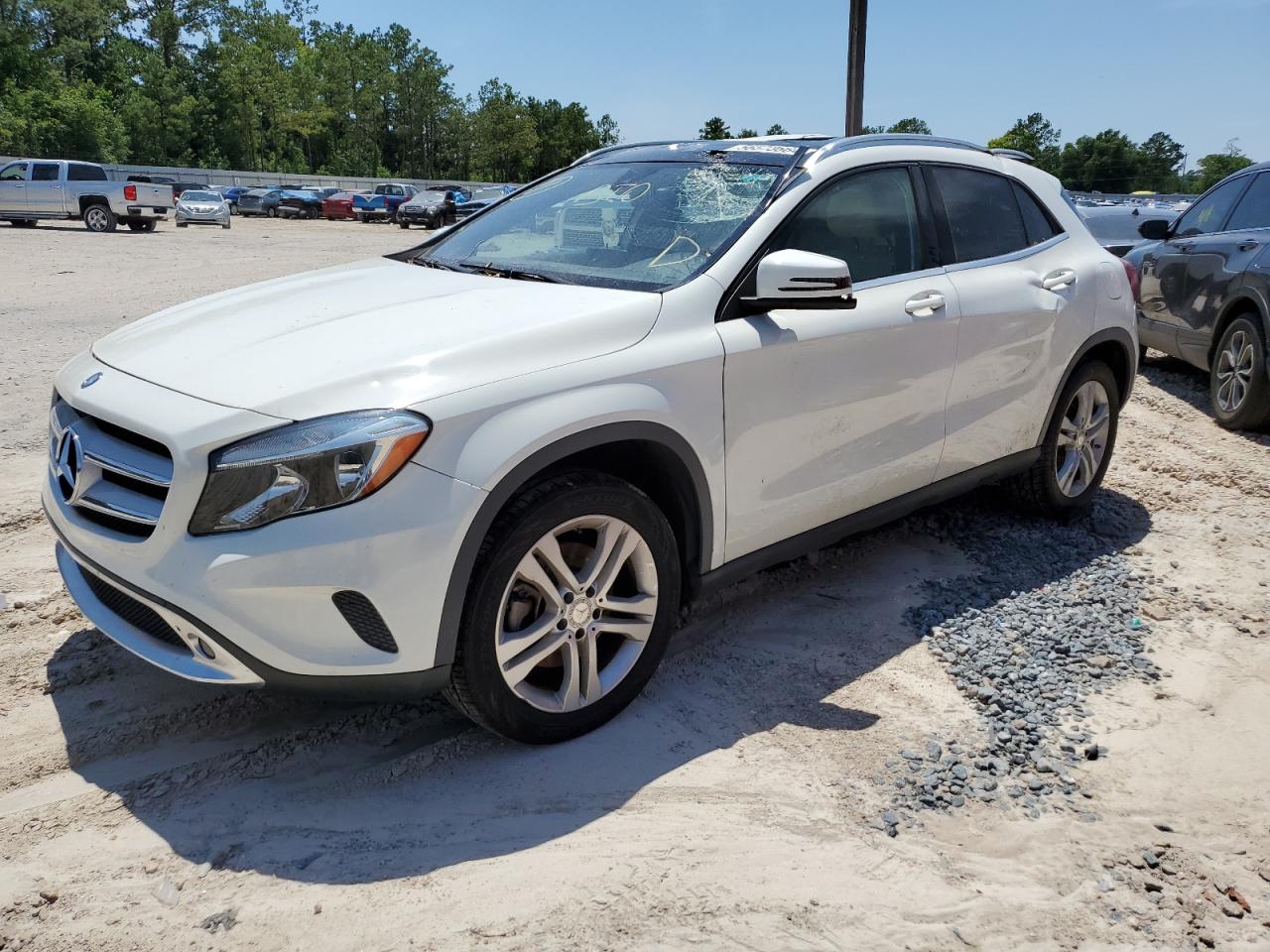 2016 MERCEDES-BENZ GLA 250