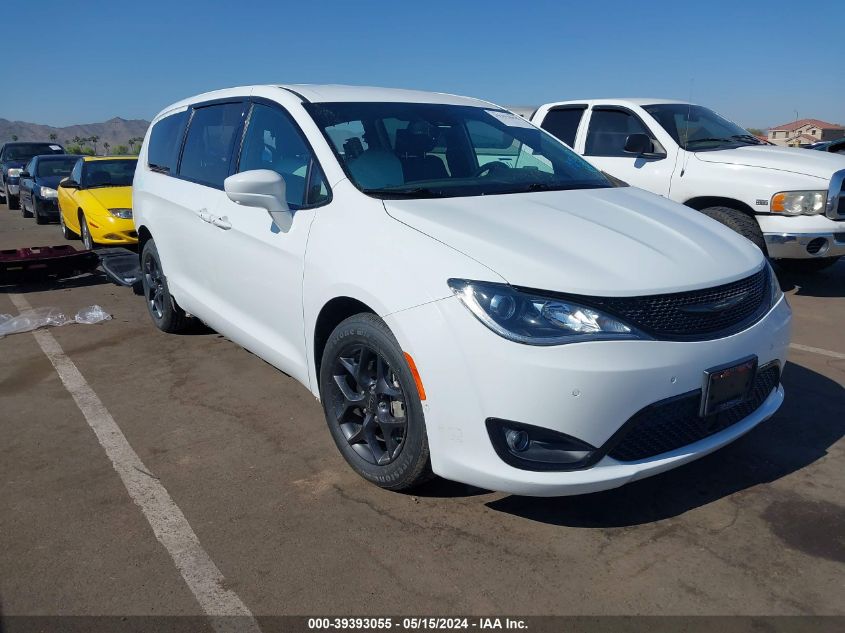 2020 CHRYSLER PACIFICA TOURING L PLUS