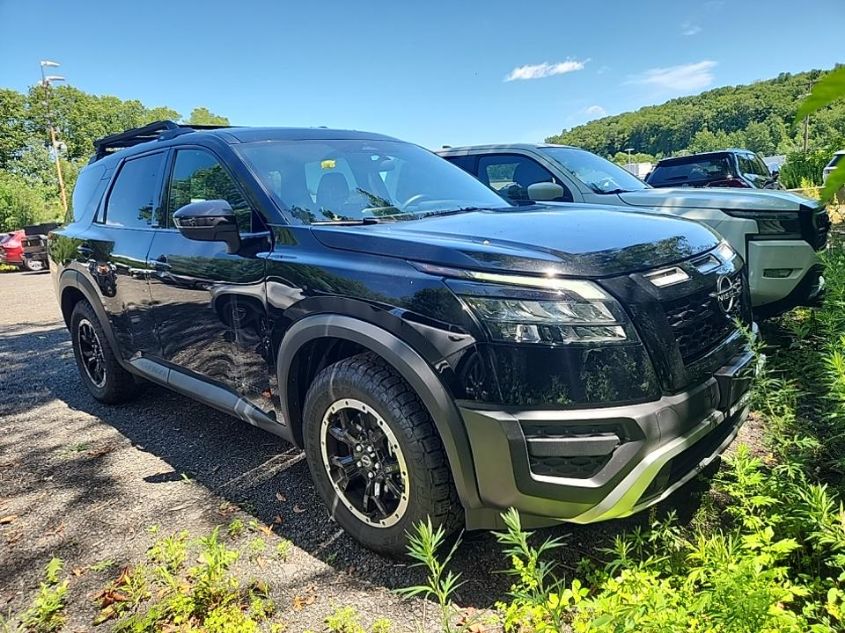 2023 NISSAN PATHFINDER SV