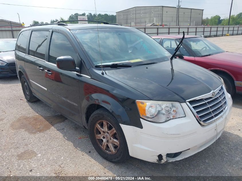 2010 CHRYSLER TOWN & COUNTRY TOURING PLUS