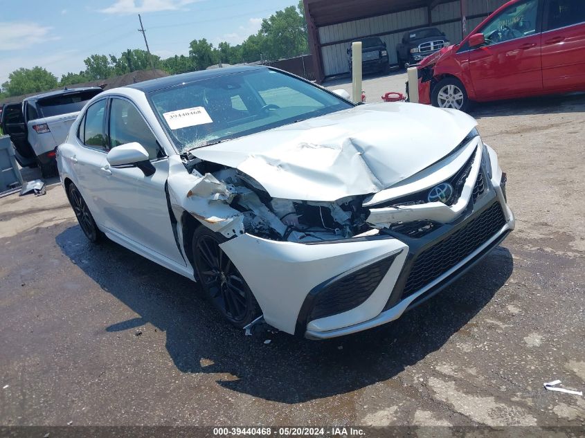 2023 TOYOTA CAMRY XSE