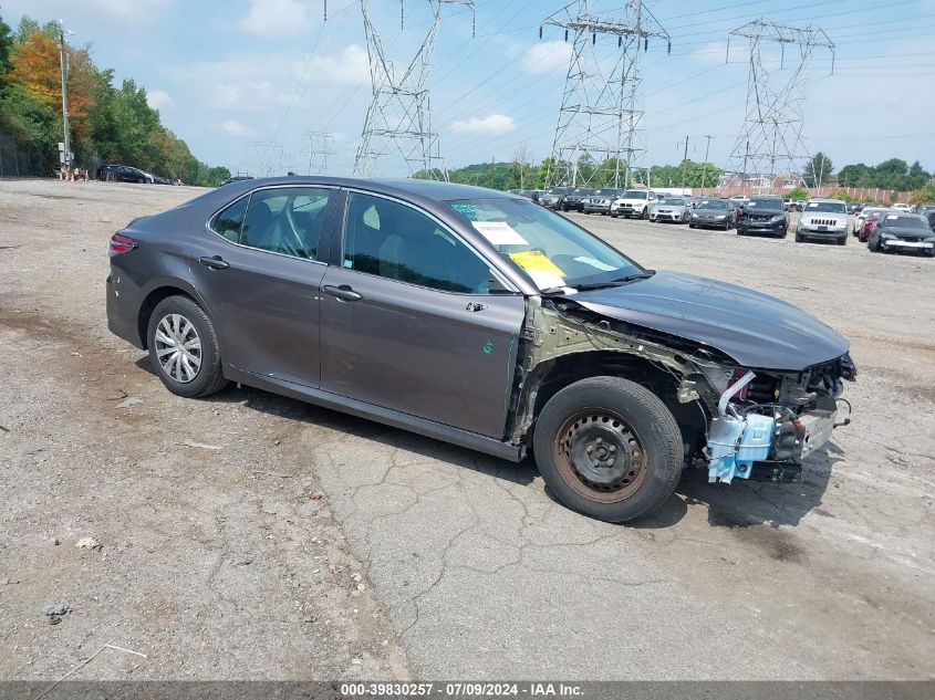 2019 TOYOTA CAMRY HYBRID LE