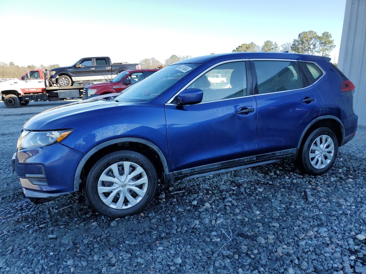 2018 NISSAN ROGUE S