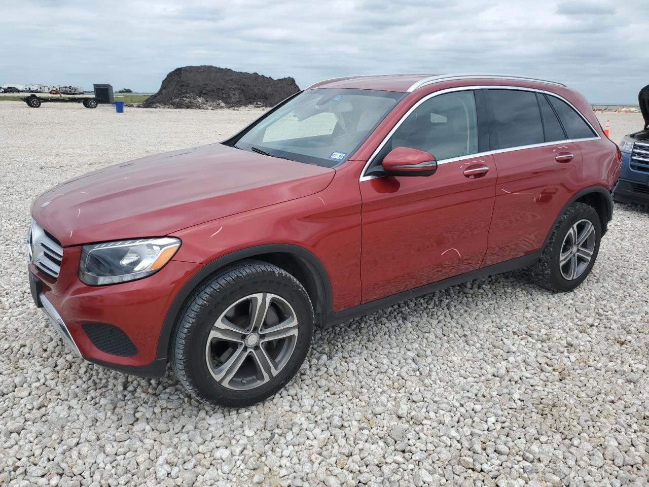 2016 MERCEDES-BENZ GLC 300