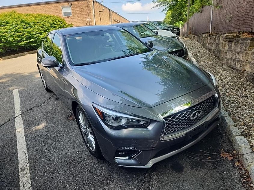 2021 INFINITI Q50 LUXE