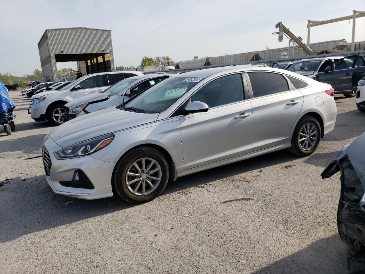 2019 HYUNDAI SONATA SE