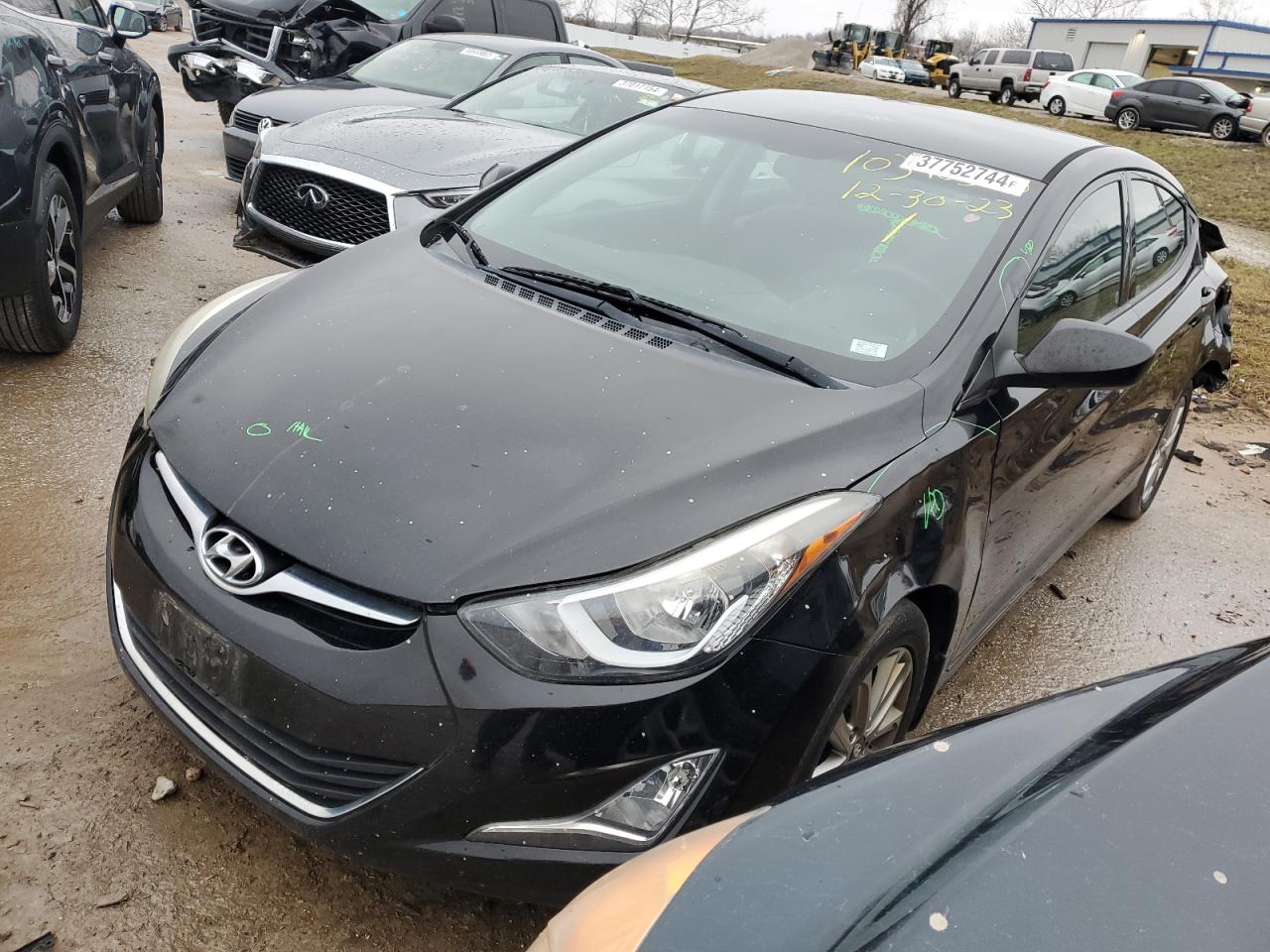 2015 HYUNDAI ELANTRA SE