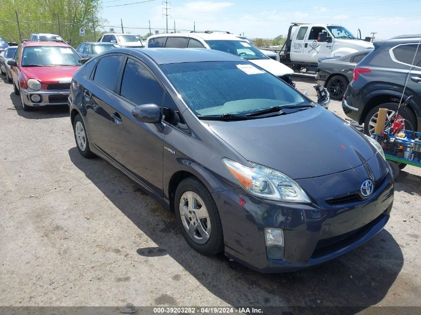 2010 TOYOTA PRIUS III