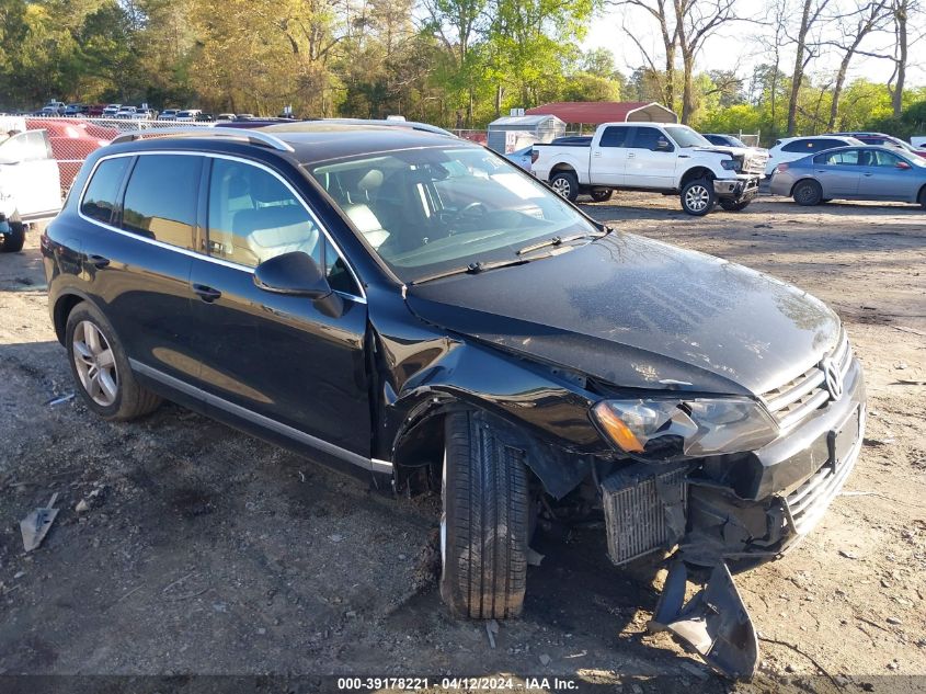 2011 VOLKSWAGEN TOUAREG TDI LUX