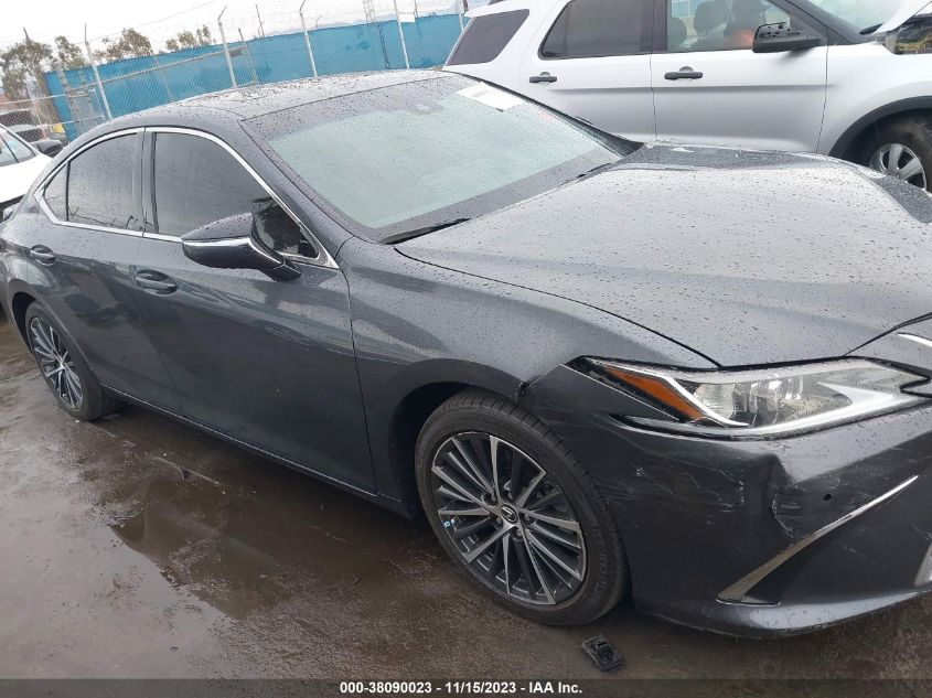 2023 LEXUS ES 300H